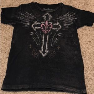 Black cross tee shirt